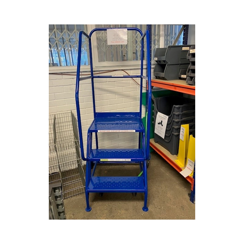 3 Tread Industrial Safety Steps